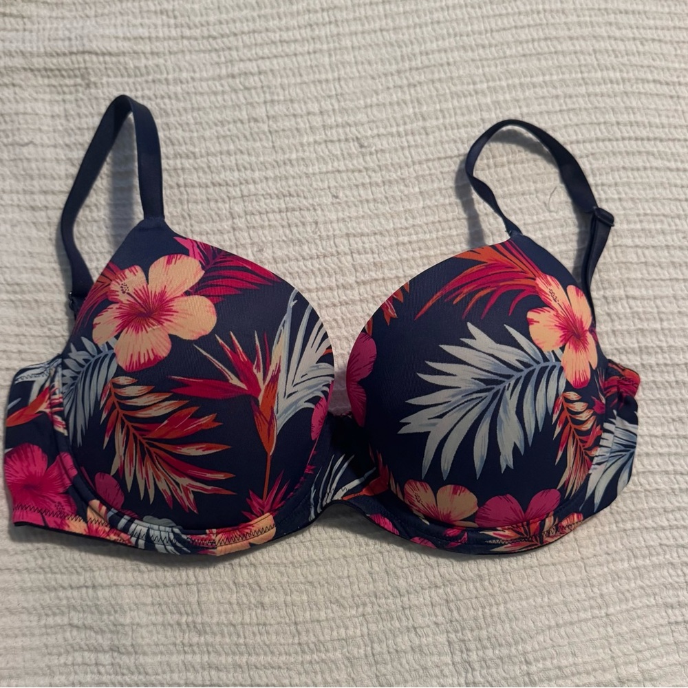PINK Victoria's Secret Tropical Floral Bra